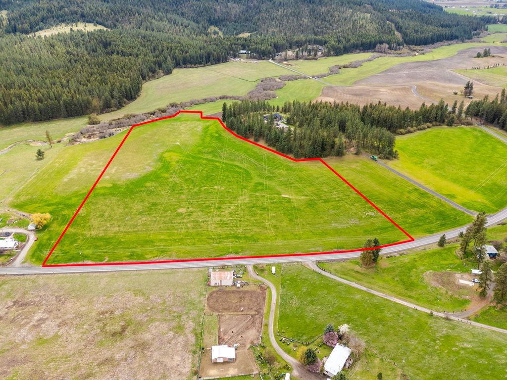 Photo of NKA E Mt Spokane Park Dr, Mead, WA 99021 (MLS # 202615833)