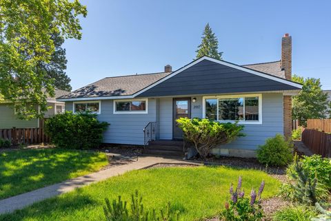Photo of 3917 W Heroy Ave, Spokane, WA 99205 (MLS # 202613669)