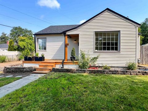 Photo of 223 E Graves Rd, Spokane, WA 99218 (MLS # 202525265)