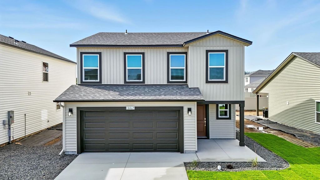 Photo of 824 E L St, Deer Park, WA 99006 (MLS # 202526003)