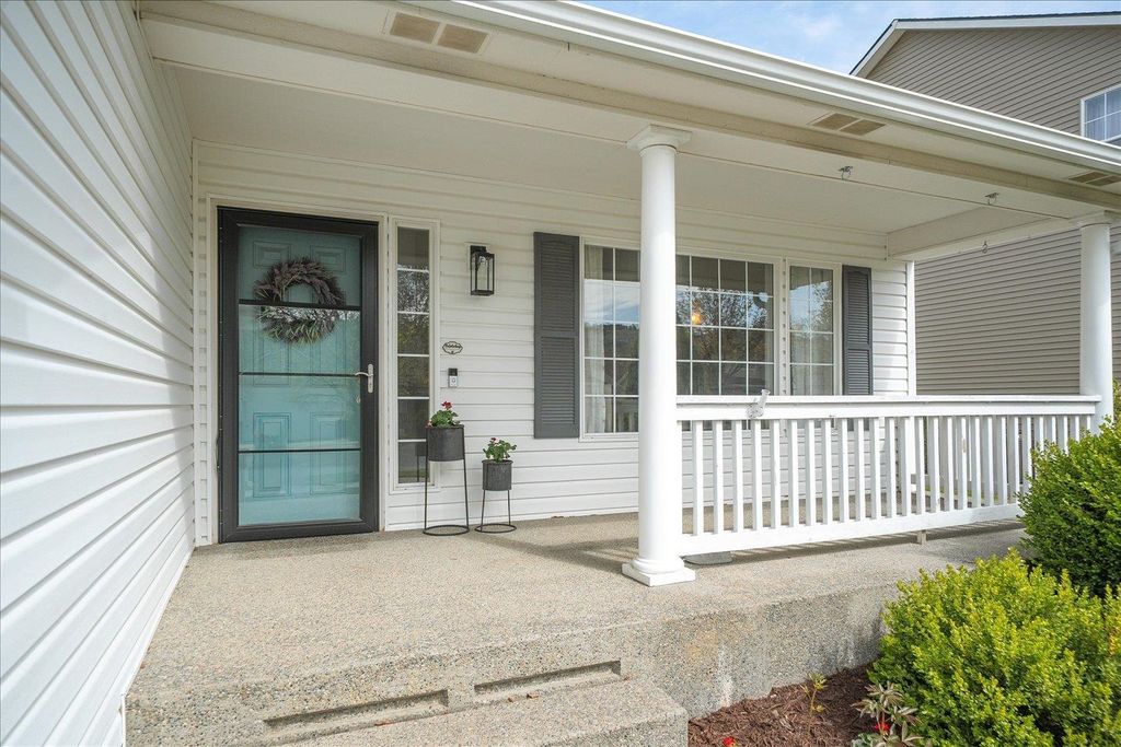 Photo of 624 N Homestead Dr, Liberty Lake, WA 99019 (MLS # 202616268)