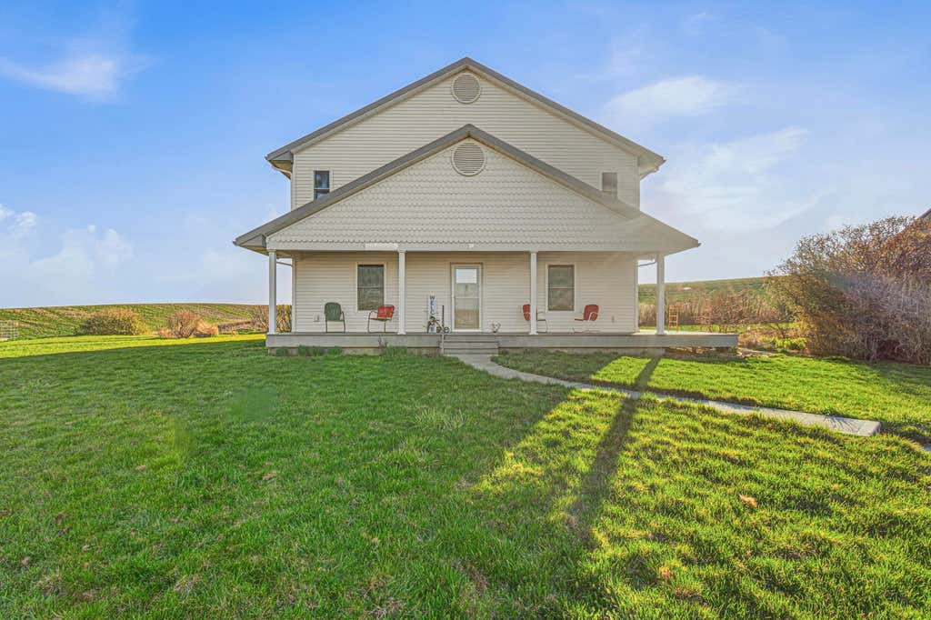 Photo of 28805 Schumer Road North Rd, Reardan, WA 99029 (MLS # 202622948)