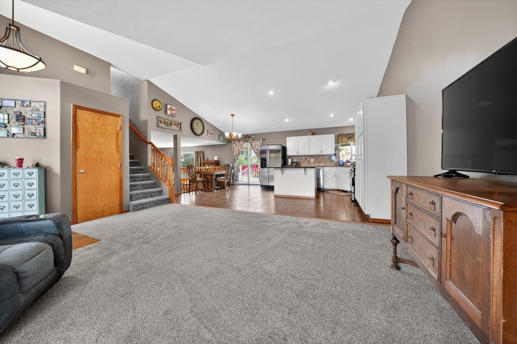 Photo of 18520 E 9th Ct, Spokane Valley, WA 99016 (MLS # 202619089)