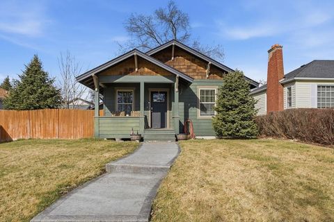 Photo of 3624 W Kiernan Ave, Spokane, WA 99205 (MLS # 202612712)