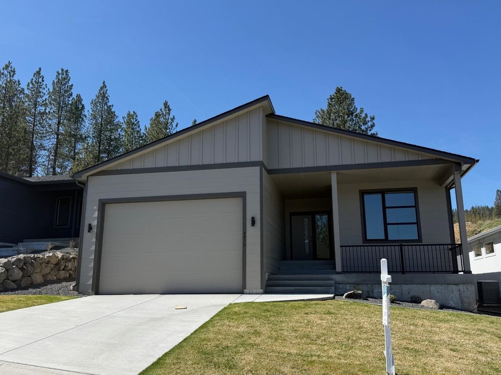Photo of 4416 S Willow Ln, Spokane Valley, WA 99216 (MLS # 202616002)