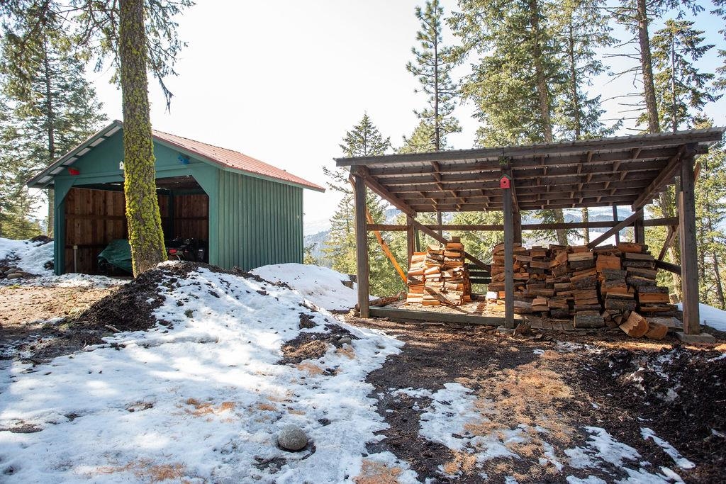 Photo 41 of 45 of 1123 A Pingston Creek Rd house