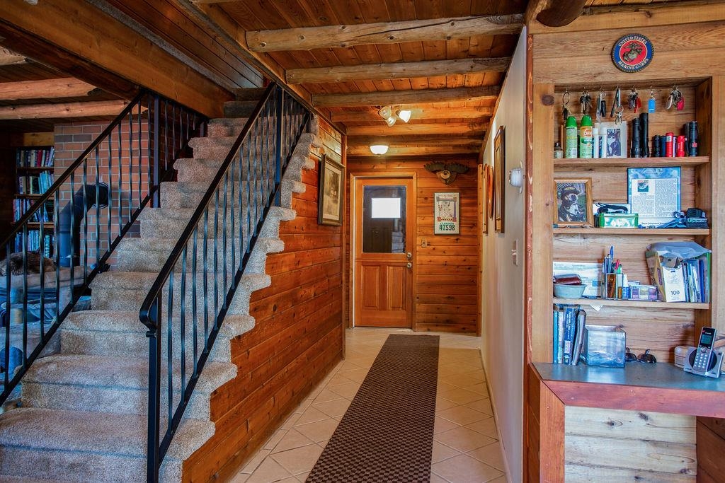 Photo 6 of 45 of 1123 A Pingston Creek Rd house