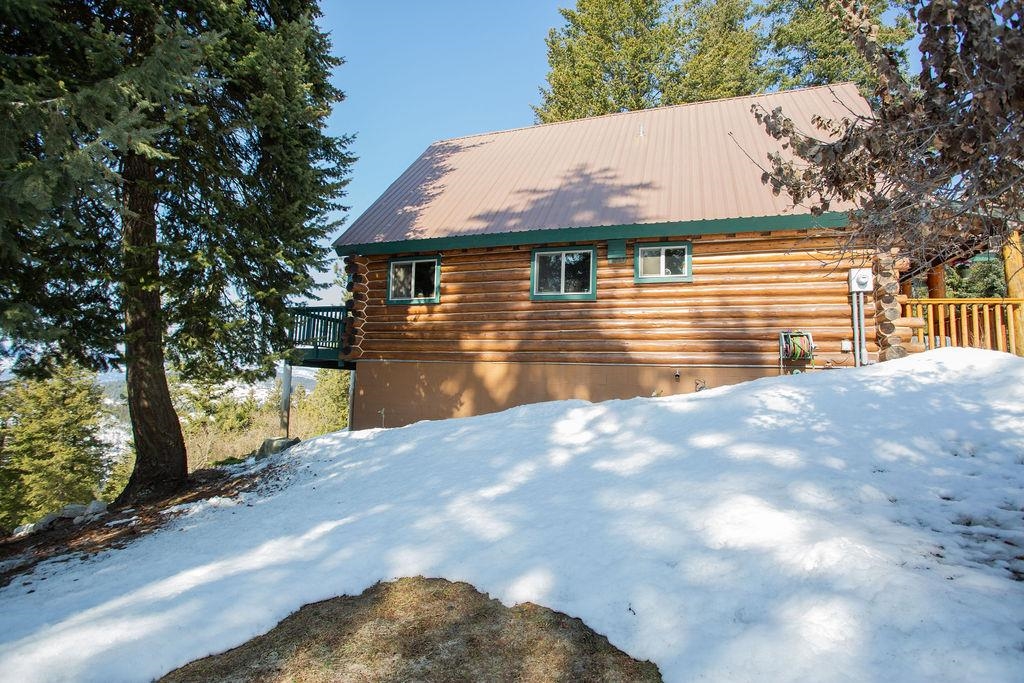 Photo 40 of 45 of 1123 A Pingston Creek Rd house