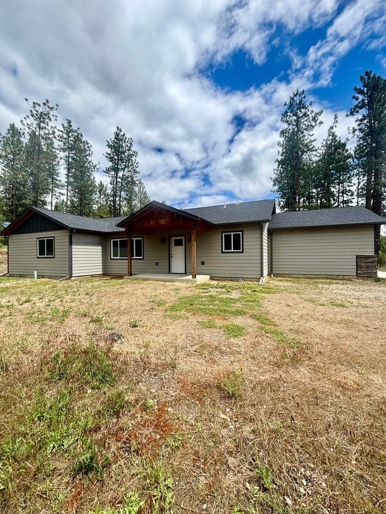 Photo of 1306 Inez Way, Kettle Falls, WA 99141 (MLS # 202619301)
