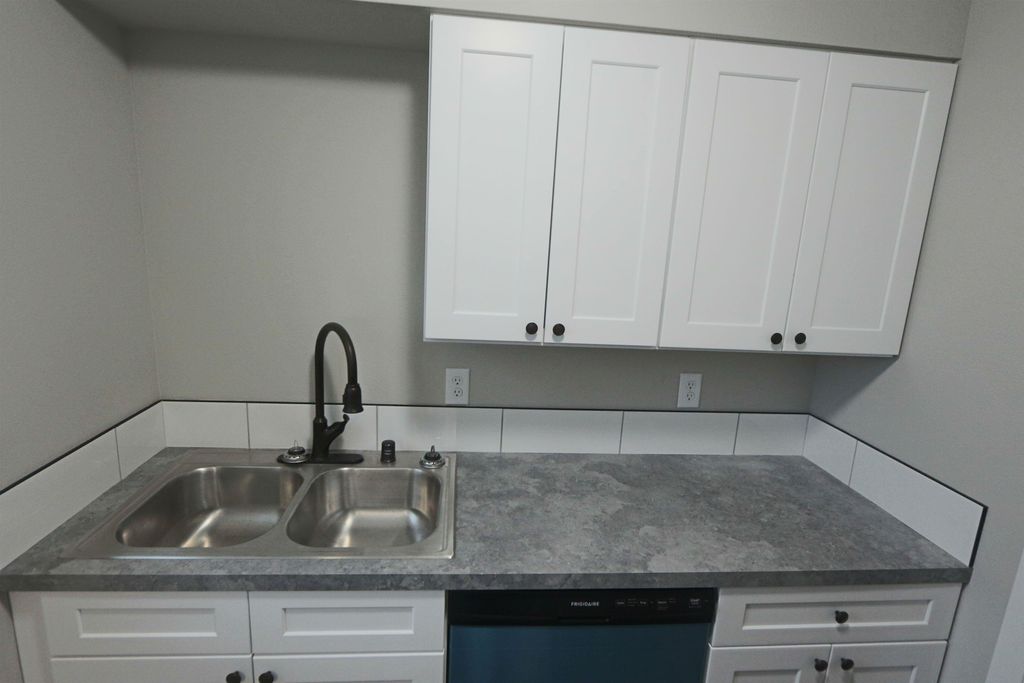 Photo of 1608 W 8th Ave, Spokane, WA 99204 (MLS # 202616149)