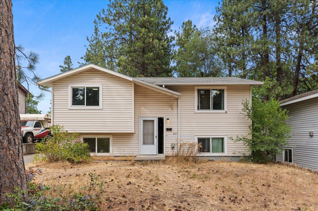 Photo of 2011 E 11th Ave, Spokane, WA 99202 (MLS # 202623636)