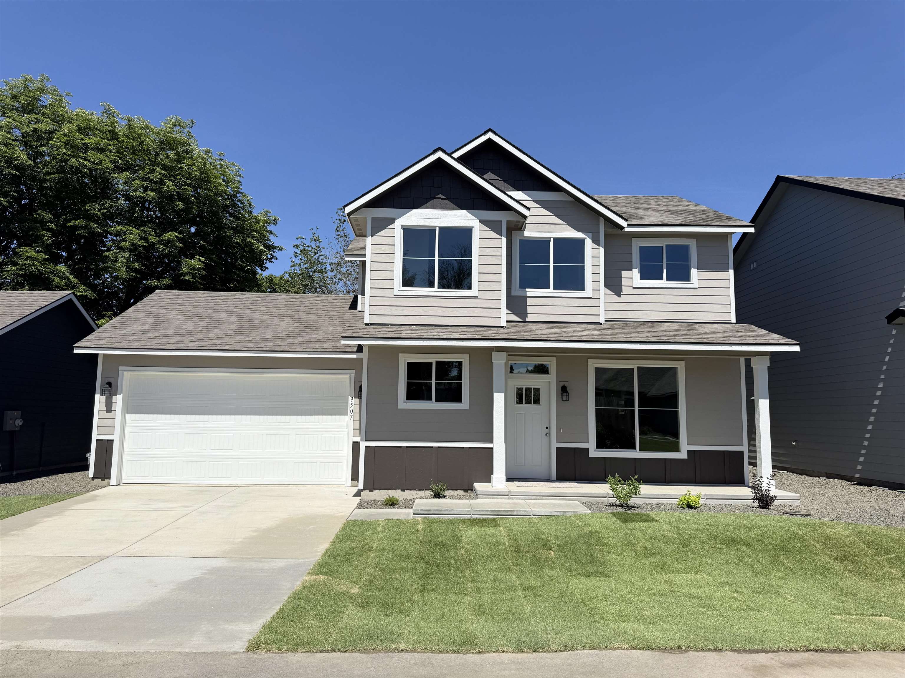 Photo 1 of 14 — 9507 E Michielli Ln, Spokane Valley, WA 99206