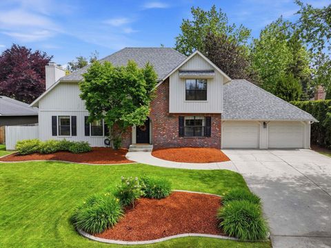 Photo of 5005 S Hogan St, Spokane, WA 99223 (MLS # 202619154)