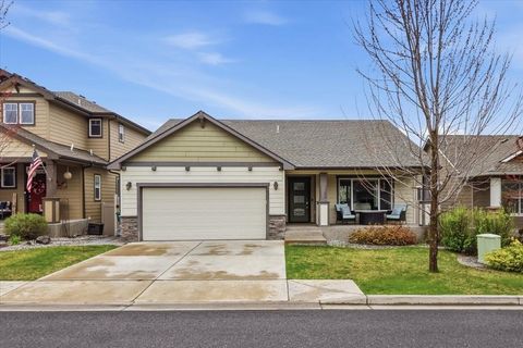 Photo of 6831 S Blackwing Ct, Spokane, WA 99224 (MLS # 202615489)