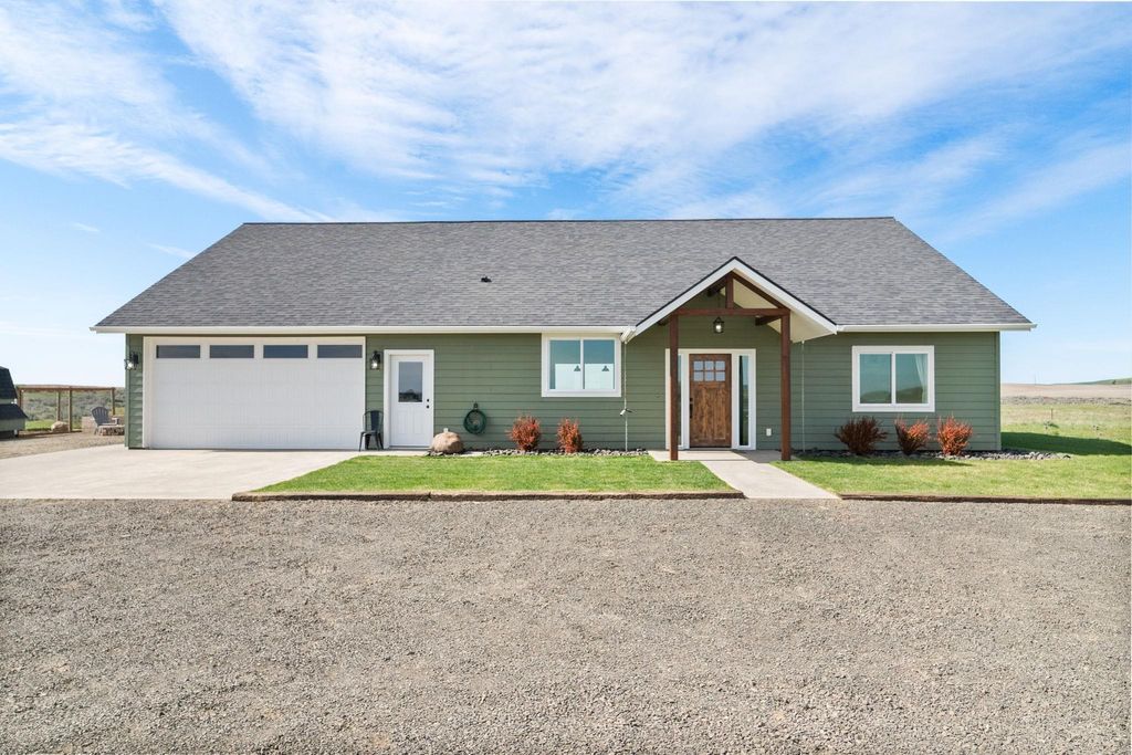Photo of 42132 Zeimantz RD E Rd, Davenport, WA 99122 (MLS # 202616382)