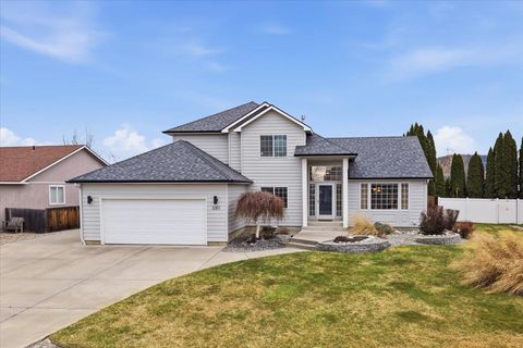 Photo of 3301 S Vercler Dr, Spokane, WA 99206 (MLS # 202613990)