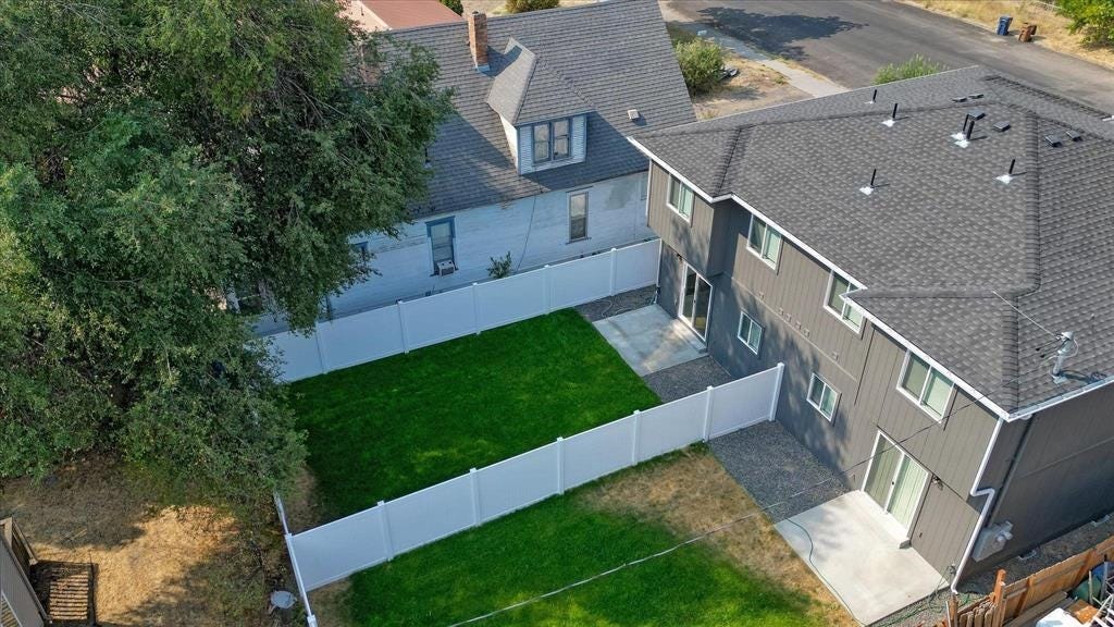 Photo of 2324 E 7th Ave, Spokane, WA 99202 (MLS # 202619222)