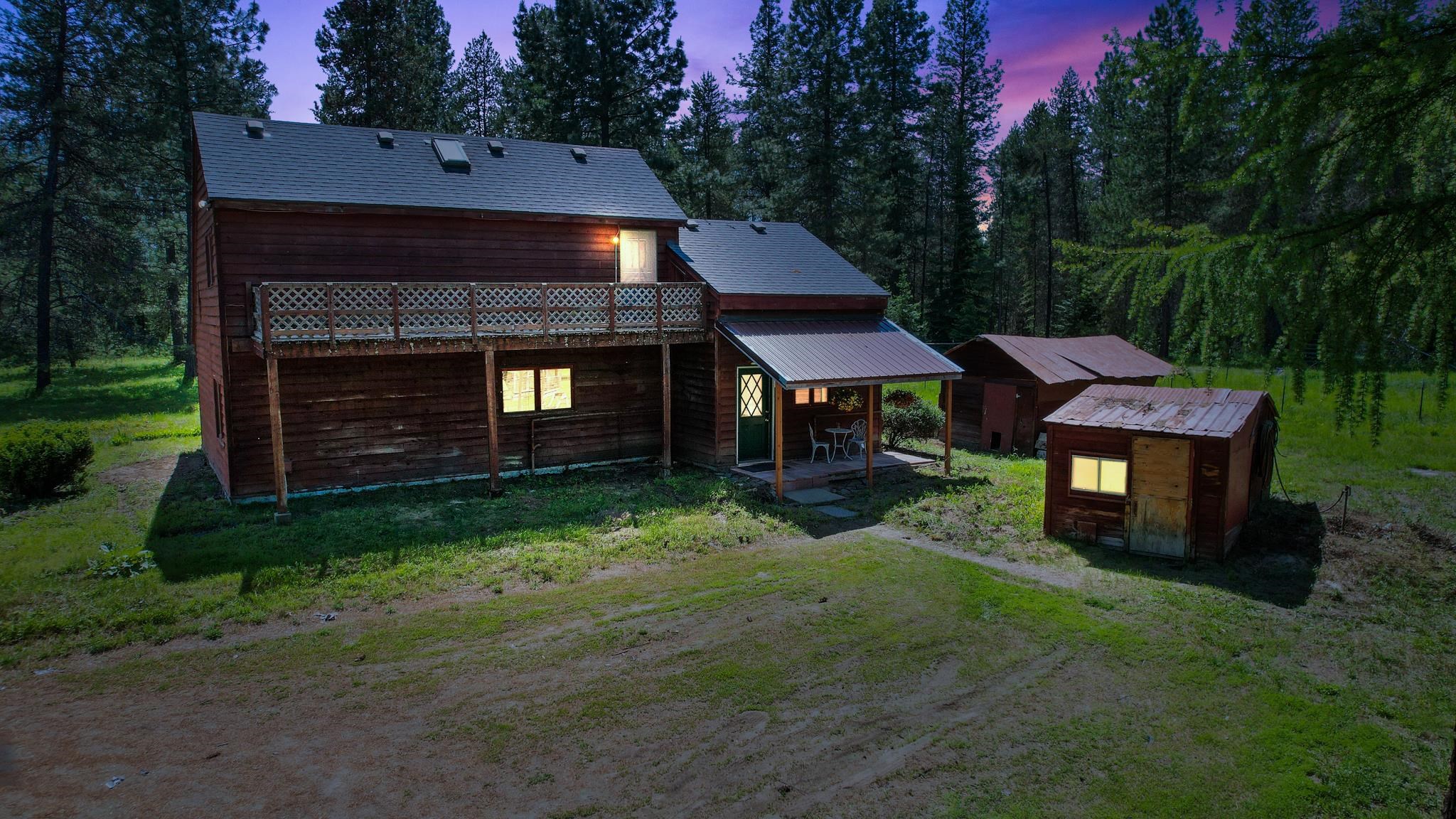 Photo 2 of 50 of 331 N Stateline Rd house
