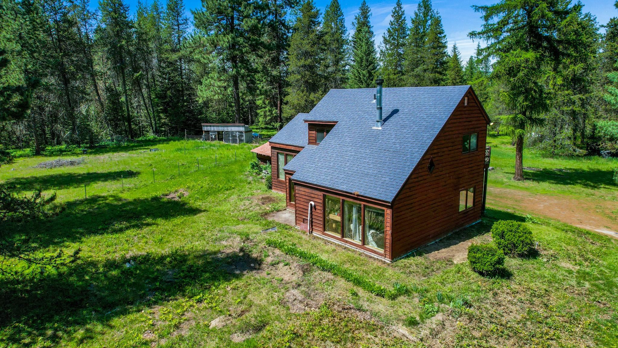 Photo 46 of 50 of 331 N Stateline Rd house