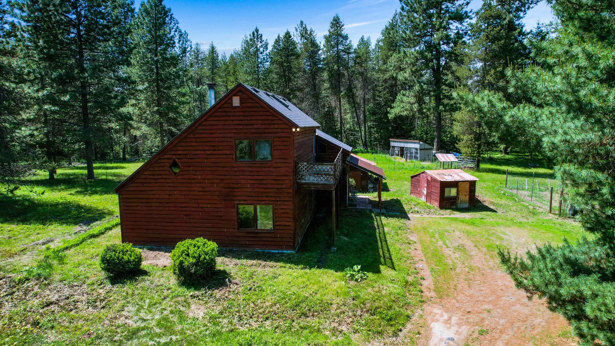 Photo 44 of 50 of 331 N Stateline Rd house