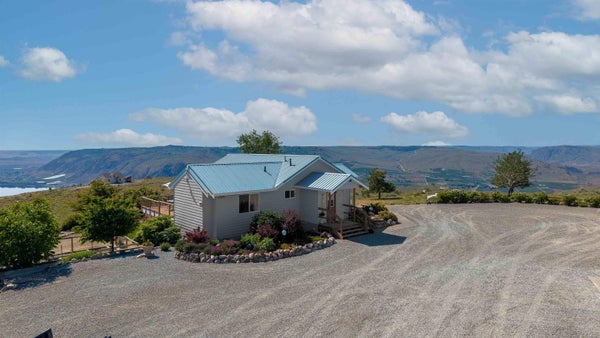 24 CIELO CIR, BREWSTER, WA 98812 - Image db8fa9f6d129eac1911b29e7ff87f6fa/847498131
