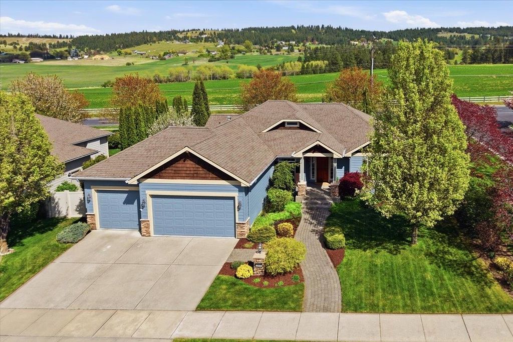 Photo of 4405 S Williamson Ln, Spokane, WA 99223 (MLS # 202616562)