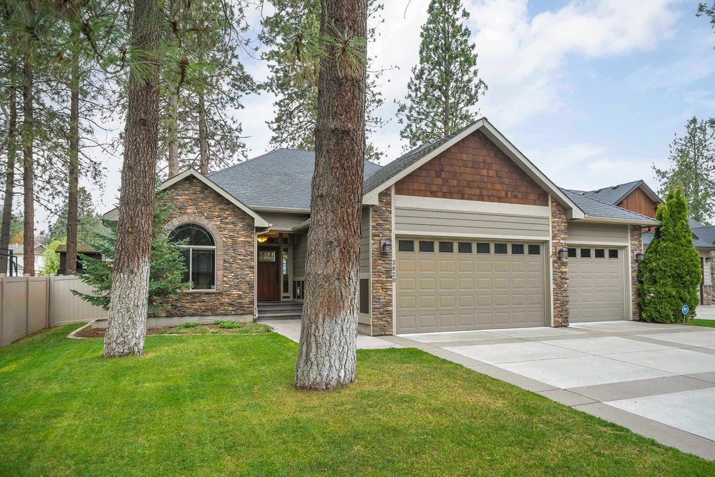 Photo of 3820 S Mercy Ln, Spokane Valley, WA 99206 (MLS # 202616132)