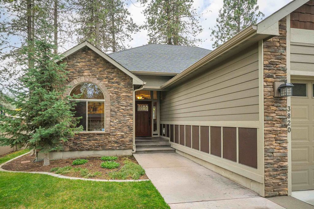 Photo of 3820 S Mercy Ln, Spokane Valley, WA 99206 (MLS # 202616132)