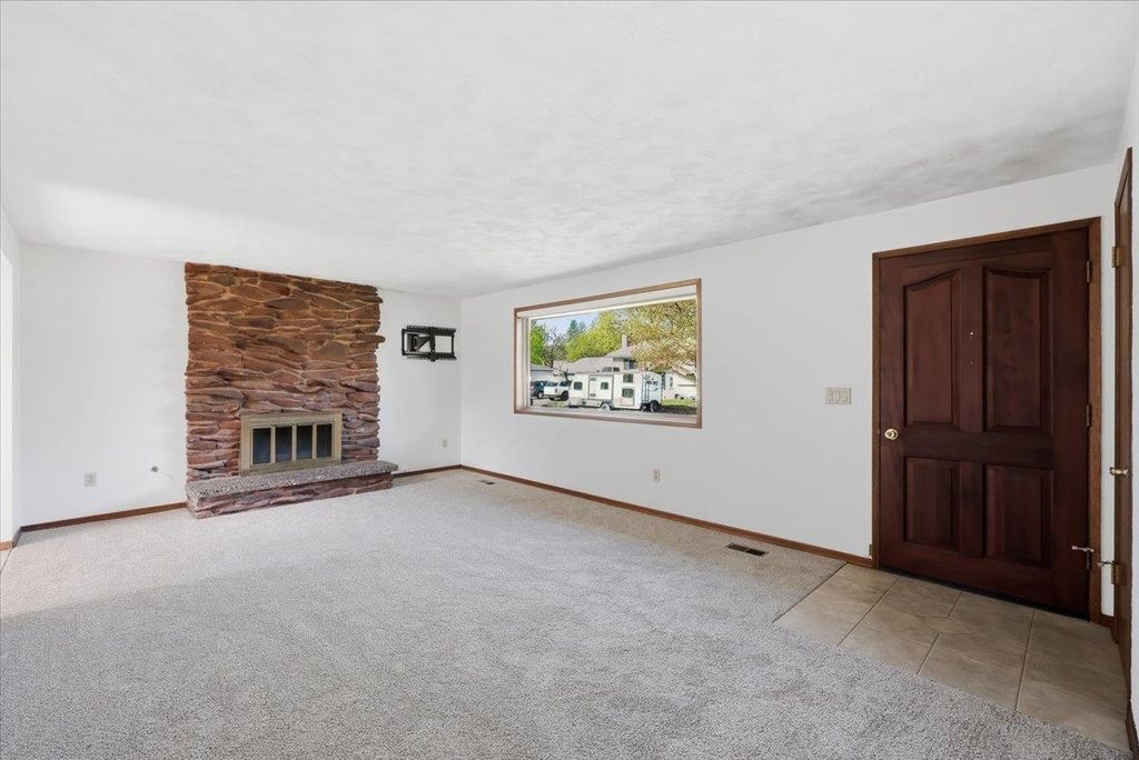 Photo of 6522 N Elizabeth St, Spokane, WA 99208 (MLS # 202615869)