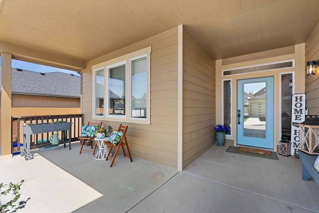 Photo of 3315 S Custer Ln, Spokane, WA 99223 (MLS # 202616075)