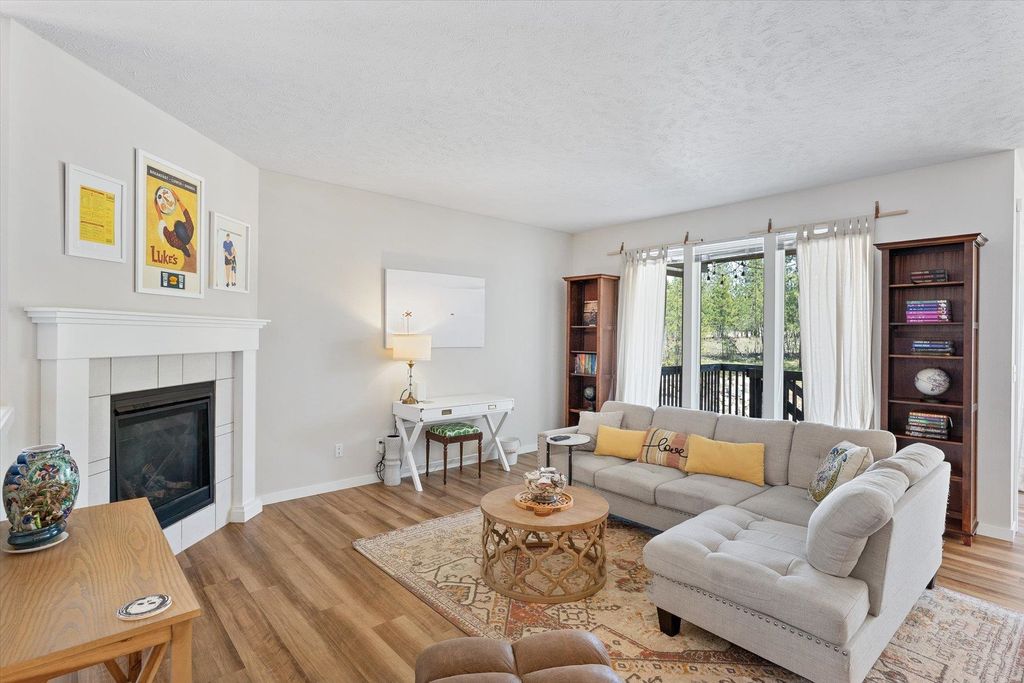 Photo of 3315 S Custer Ln, Spokane, WA 99223 (MLS # 202616075)