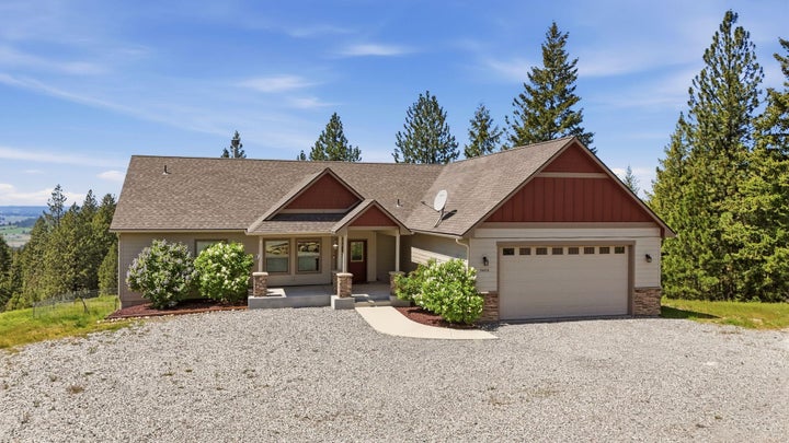 Photo 1 of 50 — 15415 E Timbercrest Ln, Mead, WA 99021