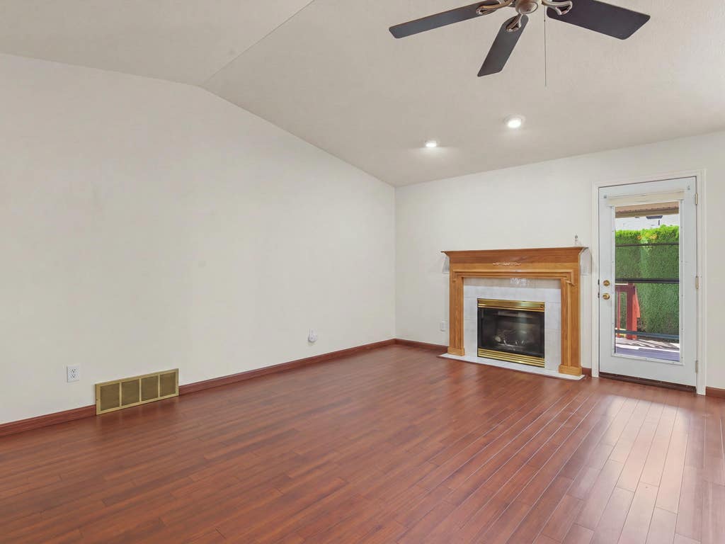 Photo of 1610 S Newer Ln, Spokane Valley, WA 99037 (MLS # 202622952)