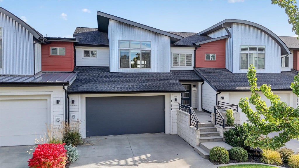Photo of 1921 W Centennial Way, Spokane, WA 83858 (MLS # 202624521)