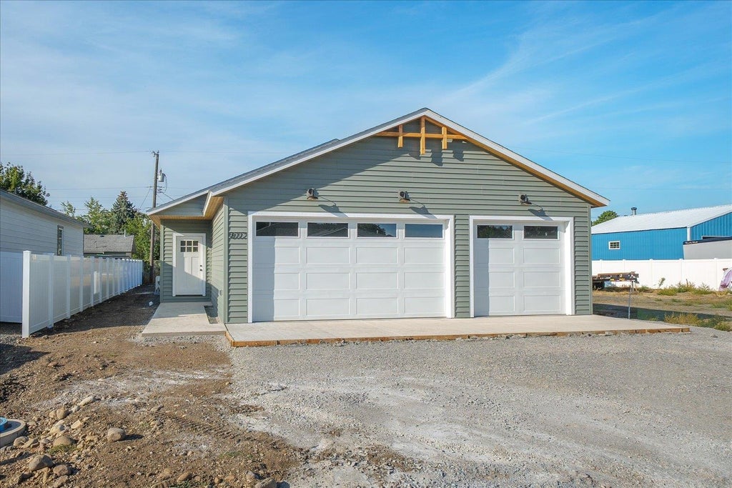 Photo of 8117 E Baldwin Ave, Spokane, WA 99212 (MLS # 202624093)