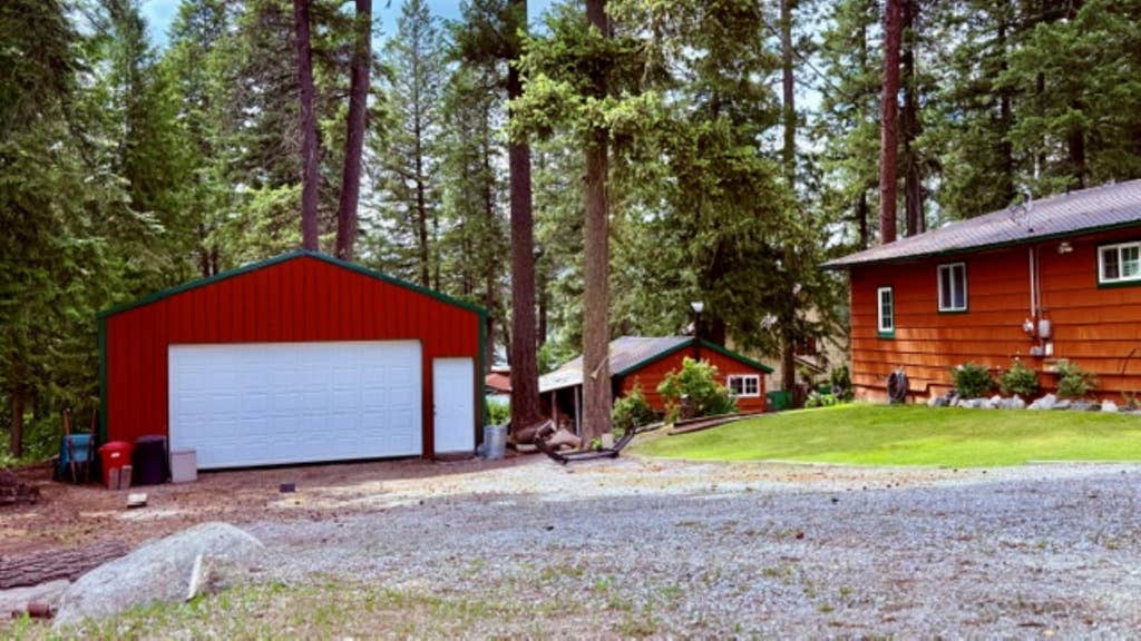 Photo of 201 Fir Ln, Newport, WA 99156 (MLS # 202619194)
