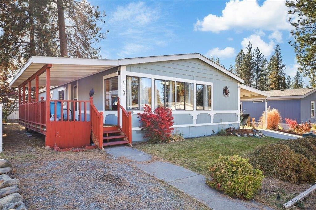 Photo of 3316 E Valley Forge Ln, Mead, WA 99021 (MLS # 202625765)