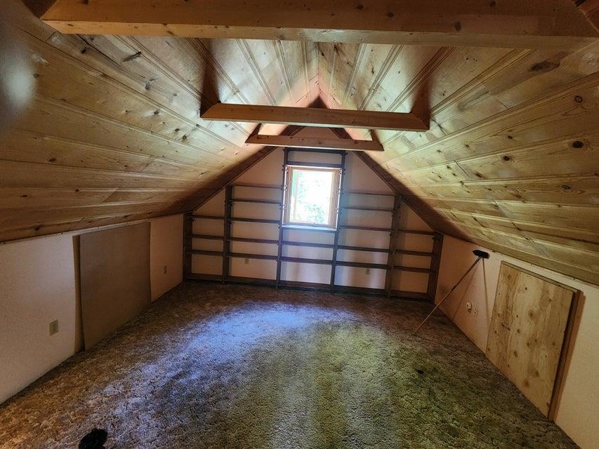 Photo 11 of 16 of 927 Vanasse Rd house
