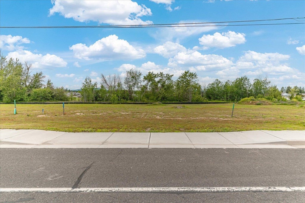Photo of 822 S Colville Rd, Deer Park, WA 99006 (MLS # 202618758)