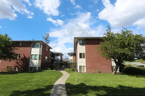 Photo of 1604 W 8th Ave, Spokane, WA 99204 (MLS # 202618723)