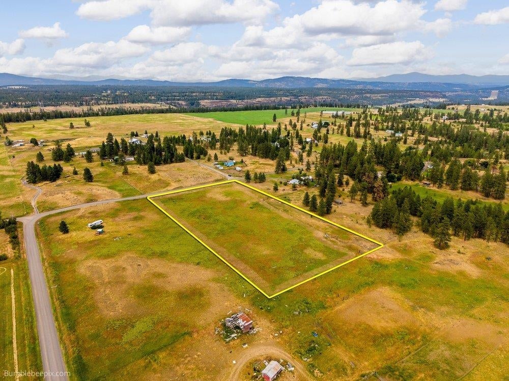 Photo of NNA W Lincoln Rd, Spokane, WA 99224 (MLS # 202623321)