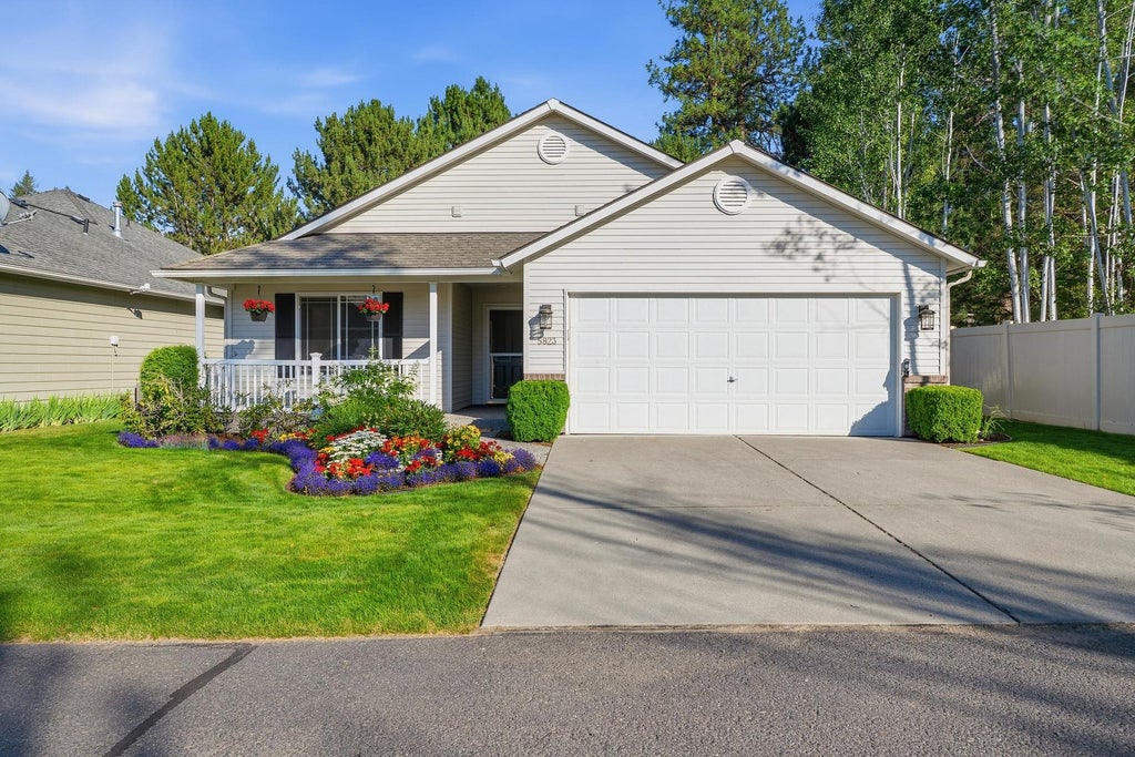 Photo of 5823 S Sorrel Ct, Spokane, WA 99224 (MLS # 202621025)