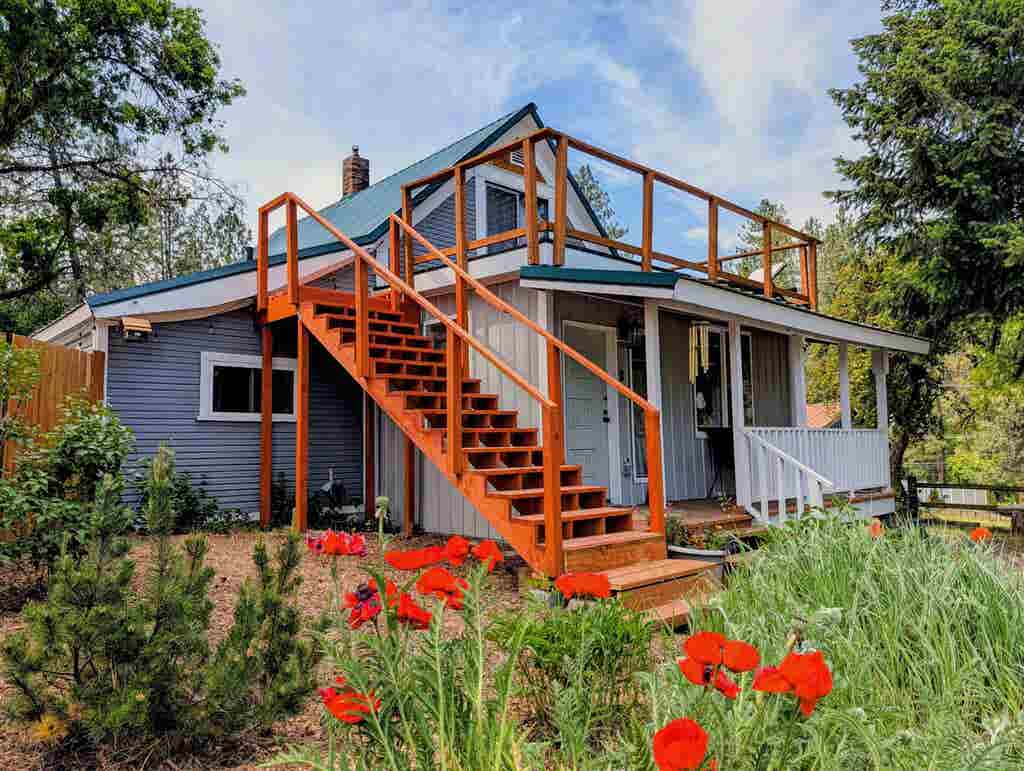 Photo of 1418 S Milton St, Spokane, WA 99224 (MLS # 202622129)