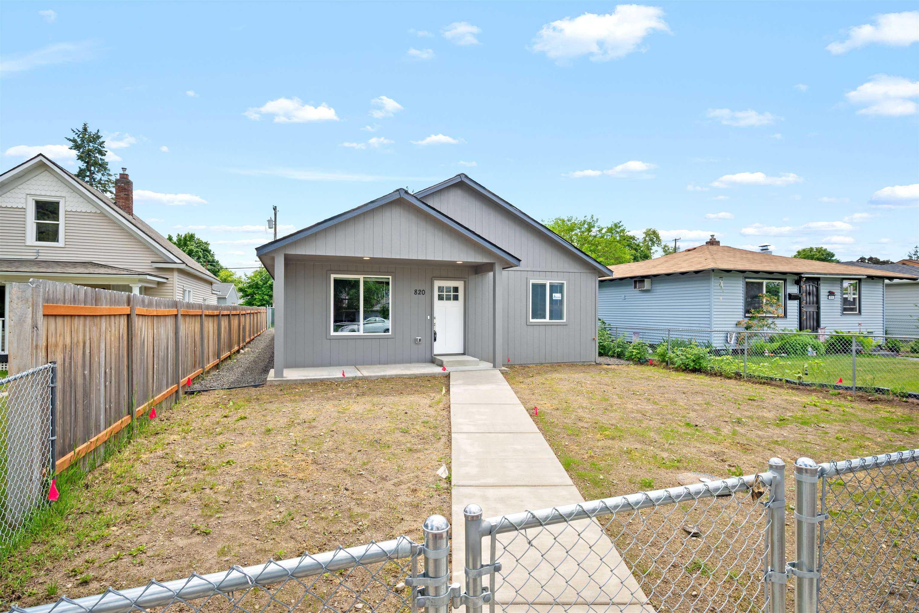 Photo 1 of 26 — 820 E Crown Ave, Spokane, WA 99207