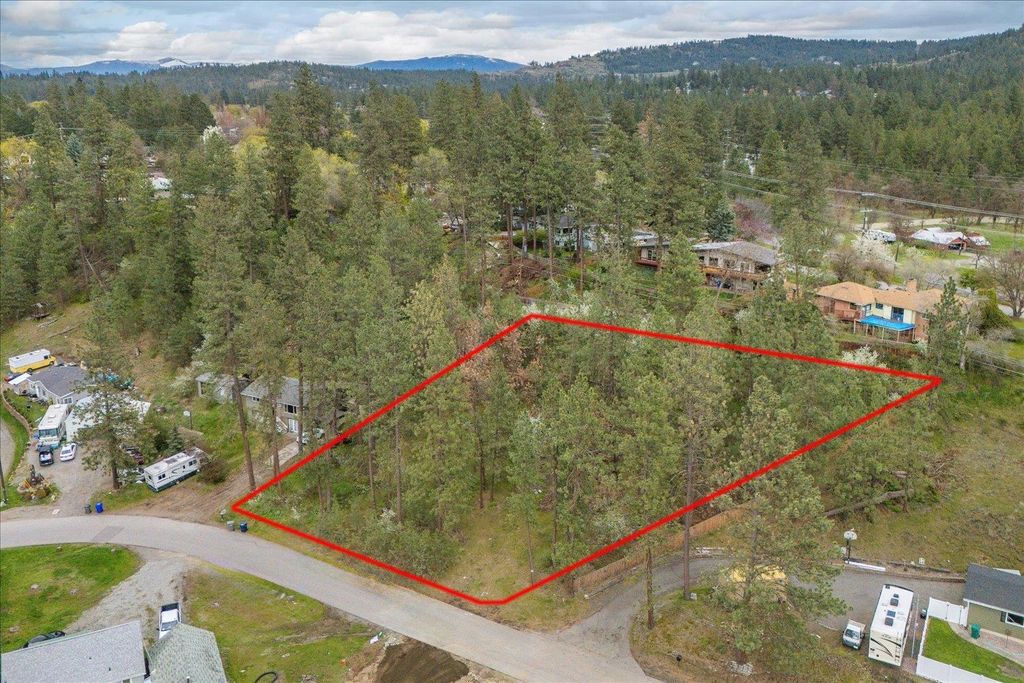 Photo of 56XX E Eastwood Ave, Spokane Valley, WA 99216 (MLS # 202616159)