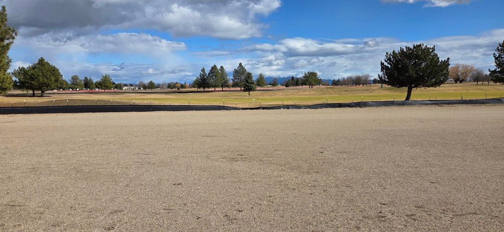 Photo of 1460 N High Desert Dr, Deer Park, WA 99006 (MLS # 202613492)