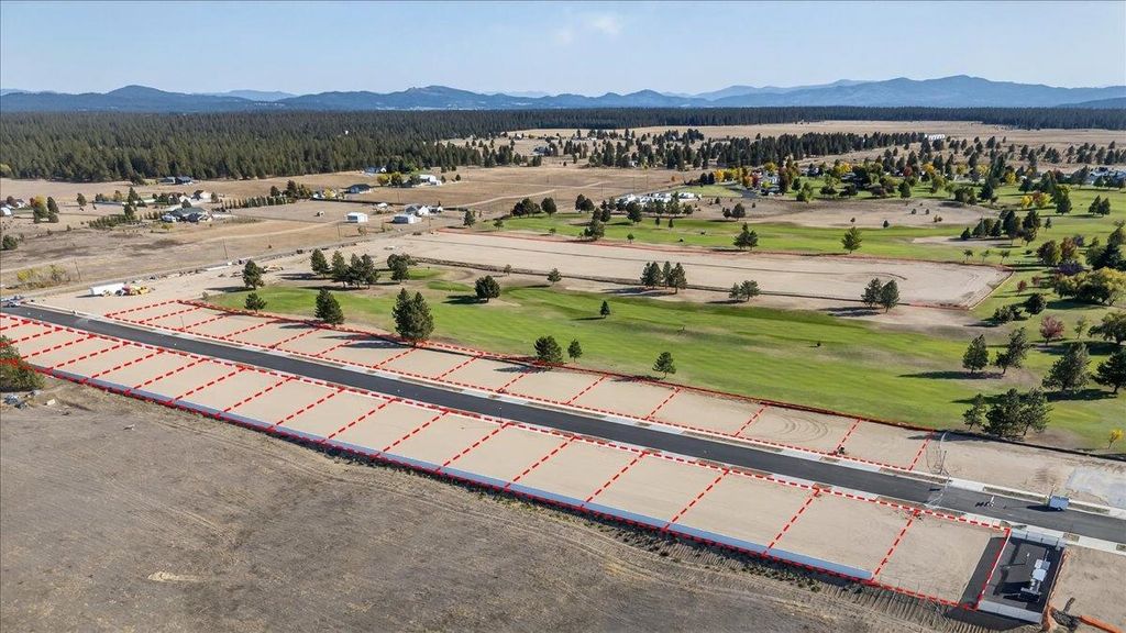 Photo of 1460 N High Desert Dr, Deer Park, WA 99006 (MLS # 202613492)