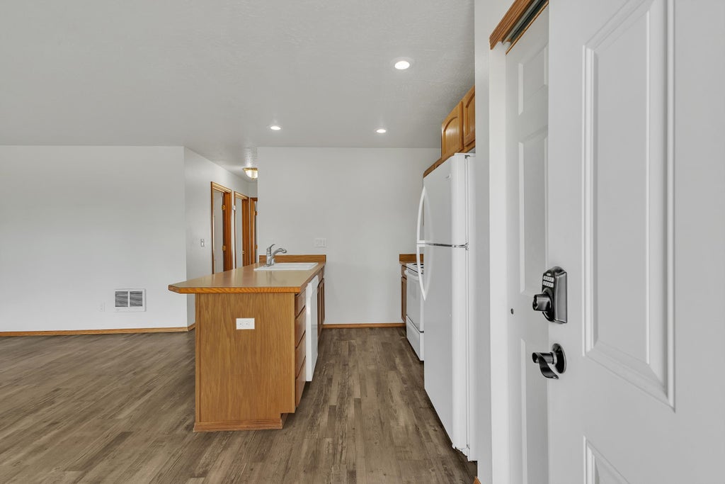 Photo of 3134 Meadow Glen Ln, Cheney, WA 99004 (MLS # 202622954)