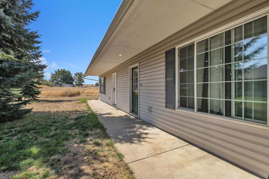 Photo of 3134 Meadow Glen Ln, Cheney, WA 99004 (MLS # 202622954)