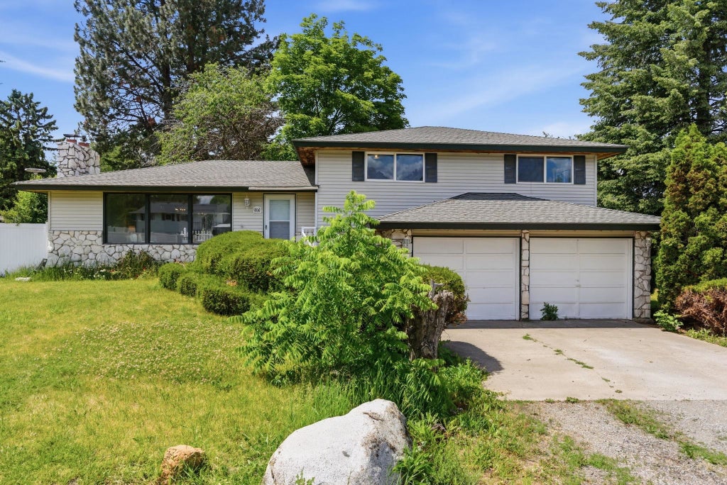 Photo of 806 S Adams Rd, Spokane Valley, WA 99037 (MLS # 202619105)